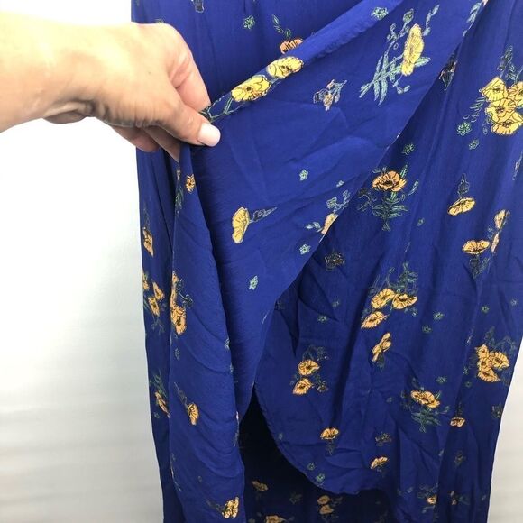 Lucy Love wrap maxi dress - Picture 5 of 10